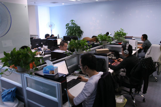 歡瑞游戲陸凌青:整合影視游戲資源_產(chǎn)業(yè)服務_新浪游戲_新浪網(wǎng)